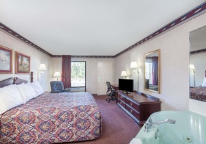 Days Inn by Wyndham Saint Pauls