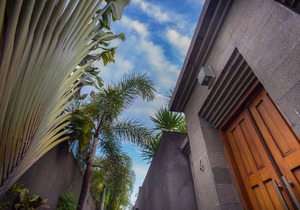 Sandi Agung Villa