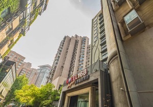 Motel 168 (Shanghai Xujiahui Shanghai Stadium Tianyaoqiao Road)