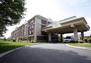 Hampton Inn Hartford Airport