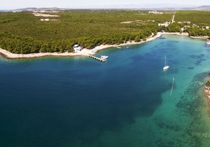 Crvena Luka Resort