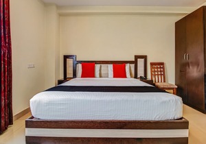 OYO 1435 Hotel Millennium Plaza
