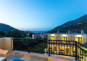 Pantheon Villas & Suites