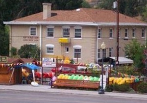 Riverside Hot Springs Inn & Spa - Adults Only