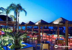 Four Seasons Hotel