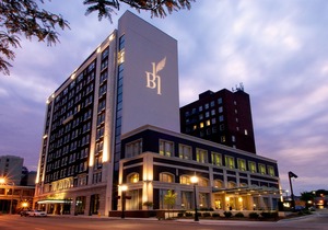 Hotel Blackhawk, Autograph Collection