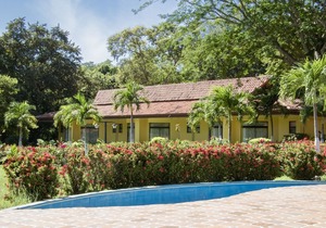 Papagayo Golden Palms Beachfront Hotel
