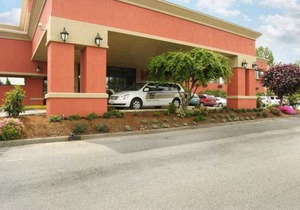 Ramada by Wyndham Tukwila Southcenter