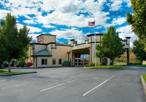 Oxford Suites Pendleton