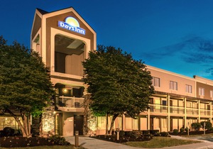 Days Inn by Wyndham Florence Cincinnati Area