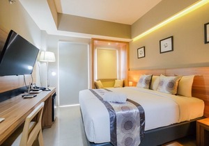 Comfortable and Fully Furnished Studio Apartment at Mustika Golf Residence
