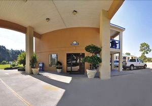 Days Inn by Wyndham Chipley