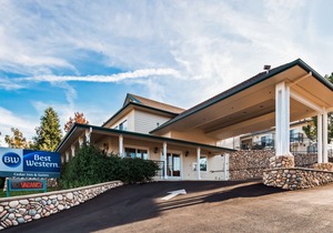 Best Western Cedar Inn & Suites