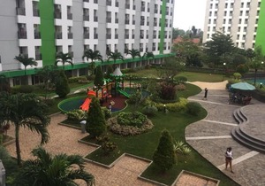 Apartemen Green Lake View by Property Time