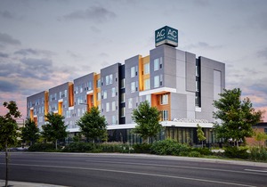 AC Hotel by Marriott Bloomington Mall of America
