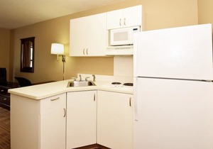 Extended Stay America Suites - Detroit - Metropolitan Airport