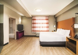 La Quinta Inn & Suites by Wyndham Chattanooga-Hamilton Place