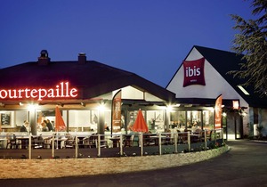 Ibis Senlis