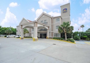 Baymont by Wyndham Clute