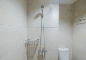 Comfortable and Fully Furnished Studio Apartment at Mustika Golf Residence