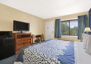 Days Inn by Wyndham Middletown