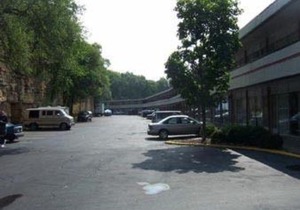 Days Inn by Wyndham Dubuque