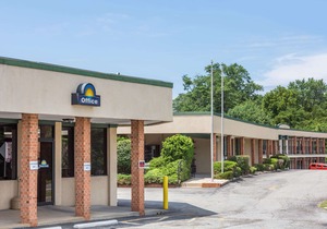 Days Inn by Wyndham Bedford