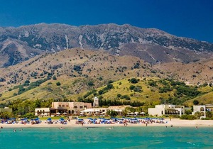 Pilot Beach Resort