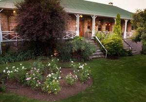 Shamrock Arms Guest Lodge