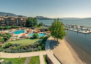 The Cove Lakeside Resort