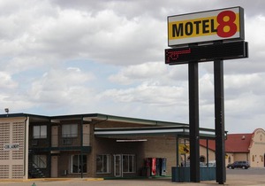 Motel 8 Laramie