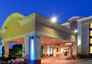Holiday Inn Express Washington DC East- Andrews AFB, an Ihg Hotel