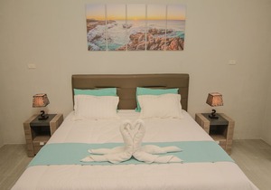 The Hawk's Nest Resort