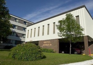 Quality Hotel & Suites