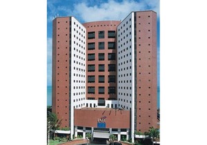 Iate Plaza Hotel
