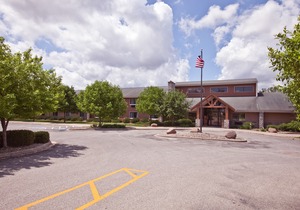 AmericInn by Wyndham Hampton