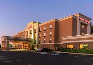 Hampton Inn & Suites Marshalltown