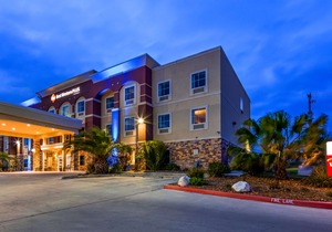 Best Western Plus Kenedy Inn