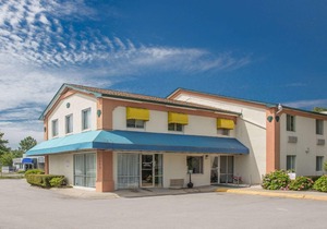 Econo Lodge Cherry Point