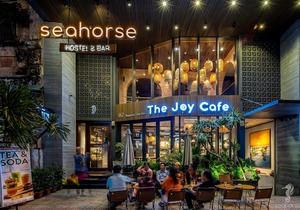 Seahorse Hostel & Bar by Havi