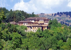 Katogi Averoff Hotel & Winery