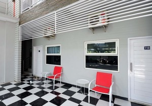 RedDoorz Near Solo Square 3