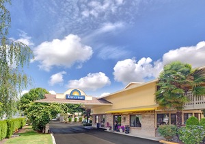 Days Inn by Wyndham Seattle South Tukwila