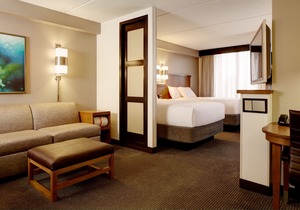 Hyatt Place San Antonio Airport/Quarry Market