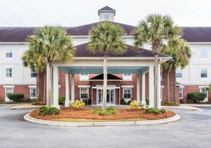 Comfort Inn & Suites Patriots Point