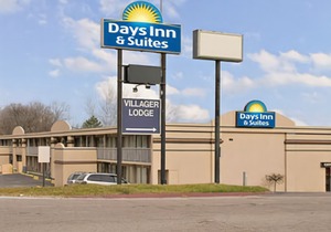 Days Inn & Suites by Wyndham Dayton North