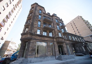 Boulevard Hotel