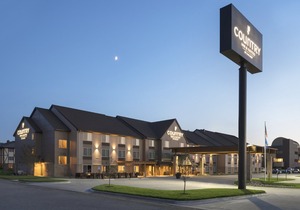 Country Inn & Suites by Radisson, St. Cloud West, MN