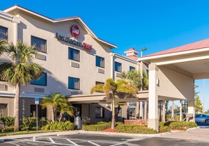 Best Western Plus Sebastian Hotel & Suites