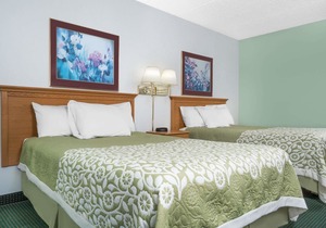 Days Inn by Wyndham St Cloud